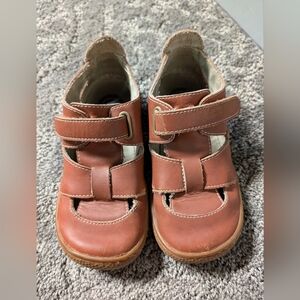 Kids unisex toddler shoes size 11 leather Livie and Luca brand